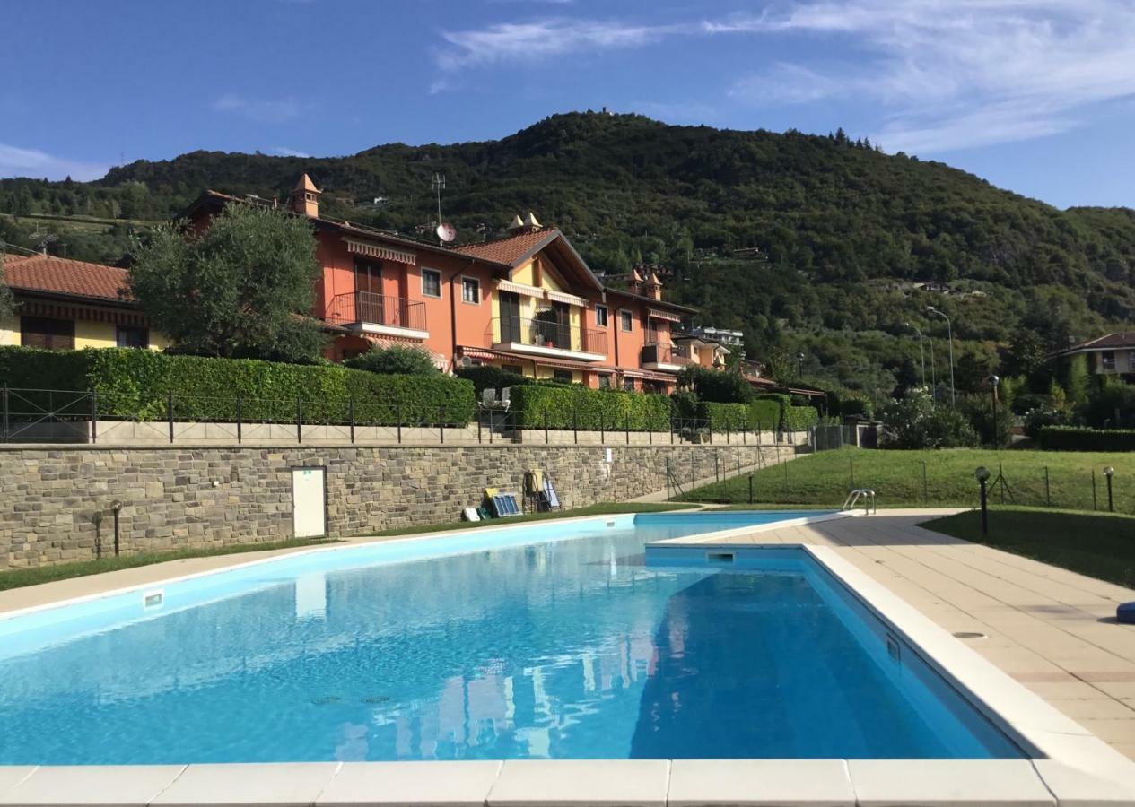 Irina'S House With View On Like And Swimming Pool Lejlighed Riva di Solto Eksteriør billede
